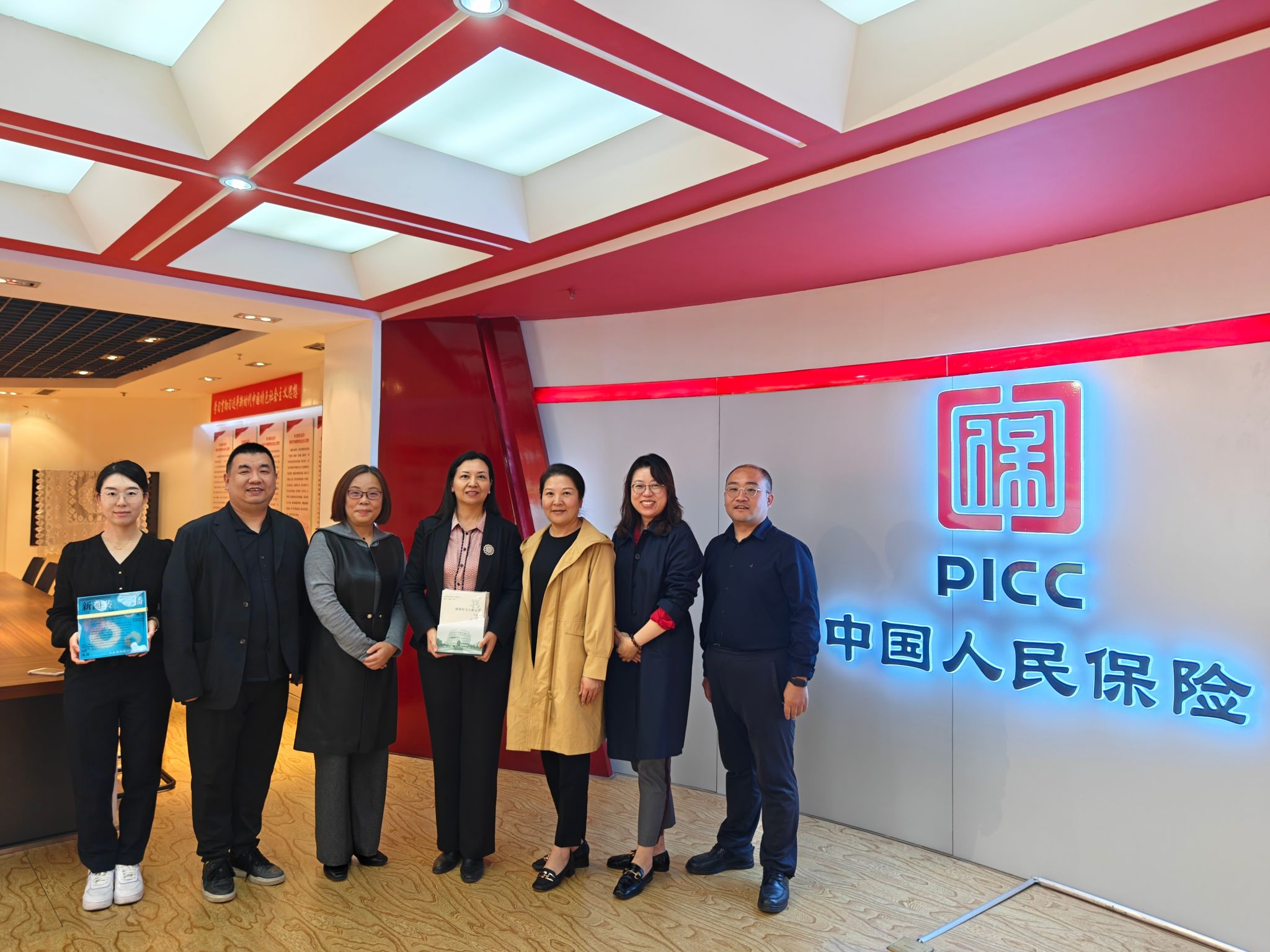 930 图片2.jpg 930 图片2.jpg