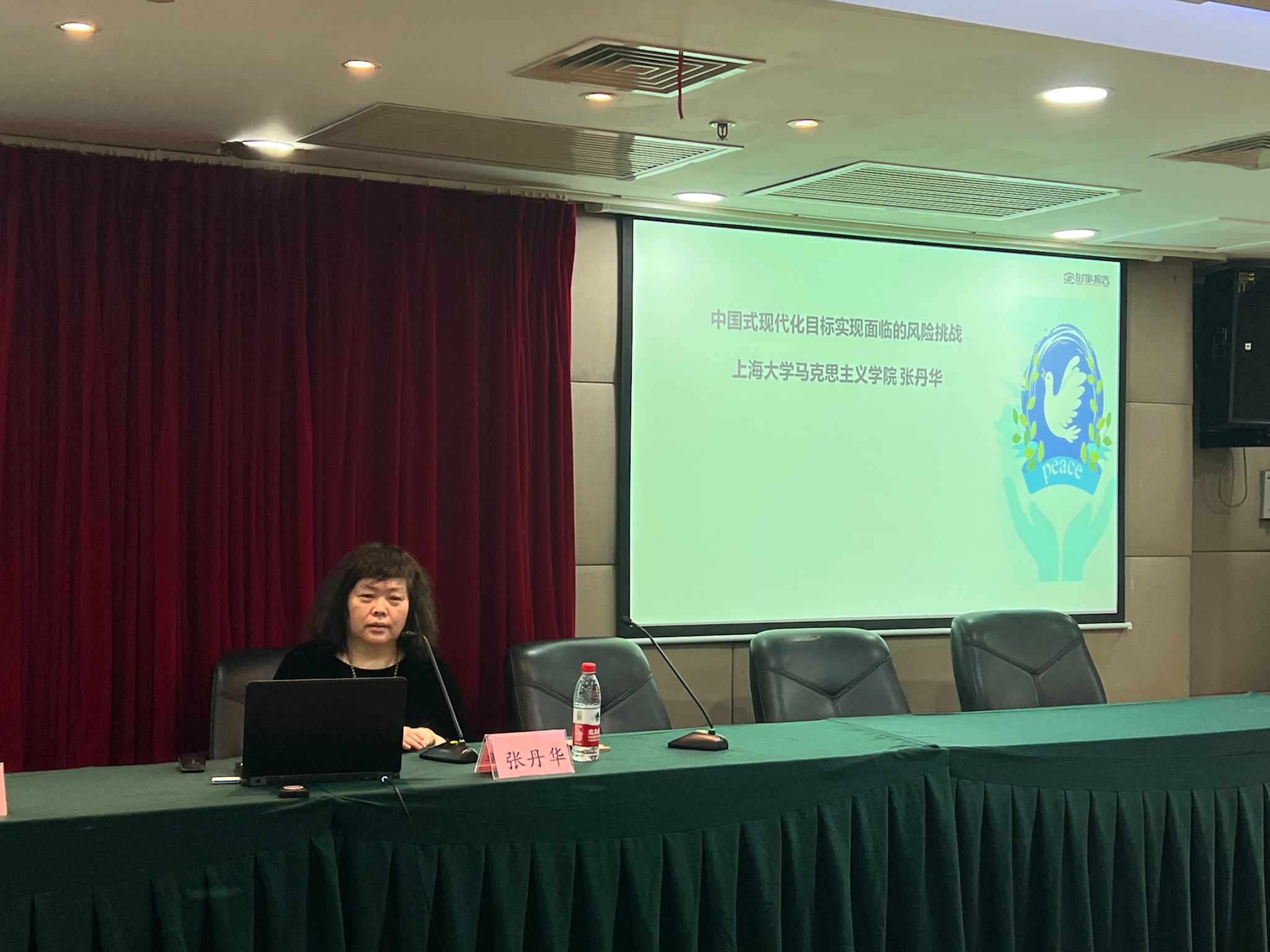 c7b1545fdcd0f811516155ea7a21b40 c7b1545fdcd0f811516155ea7a21b40.jpg