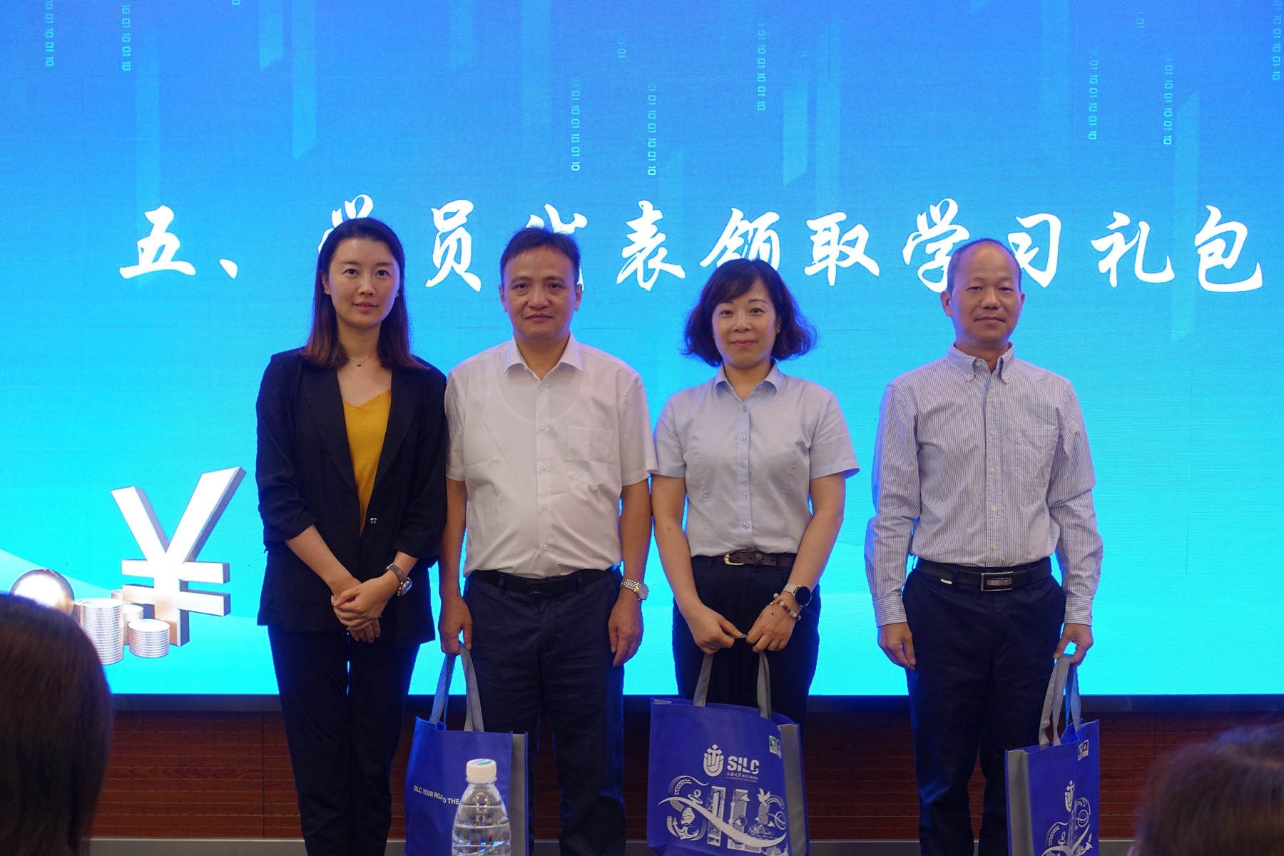 礼包领取_副本.jpg 礼包领取_副本.jpg