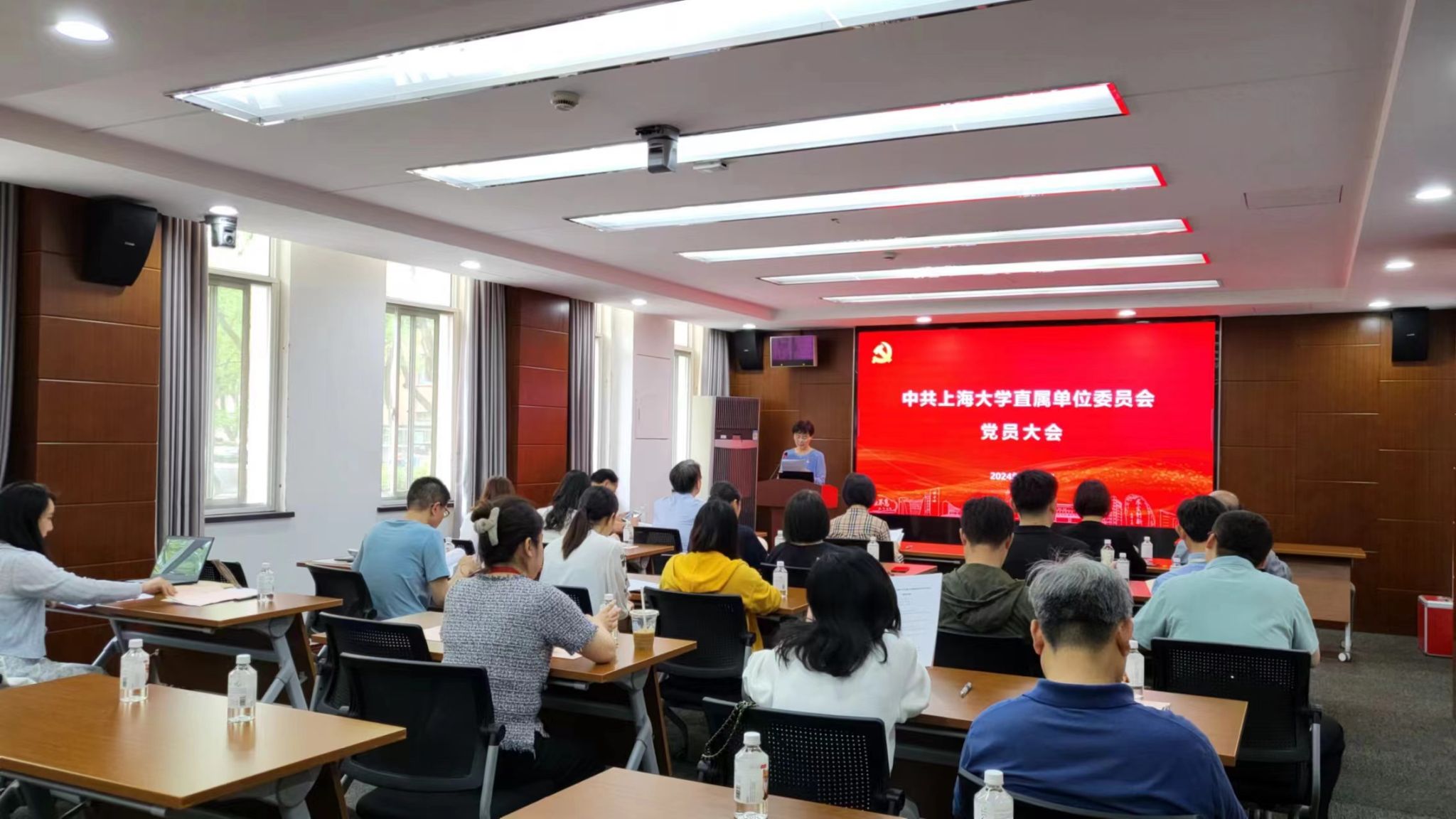 党代表选举照片1.jpg 党代表选举照片1.jpg